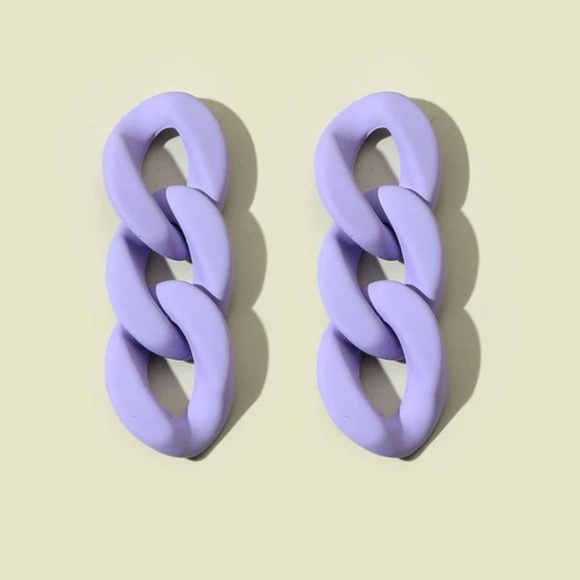 2/$28 Jewelry - Applies to all jewelry - Bundle any two pieces of your choice! - Picture 2 of 3